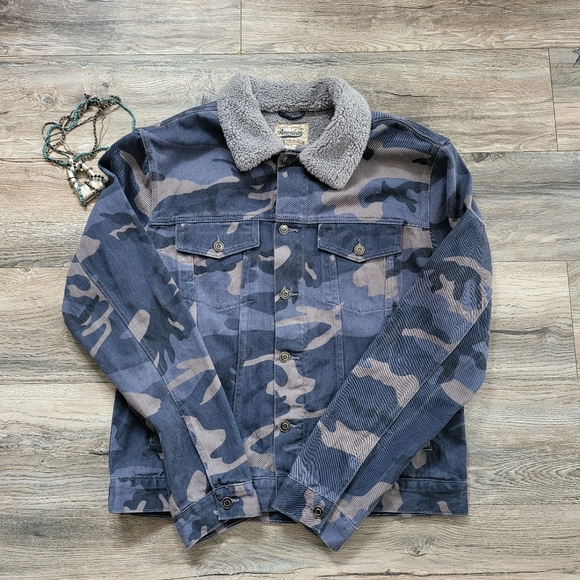 American Vintage Jacket - Picture 2 of 15